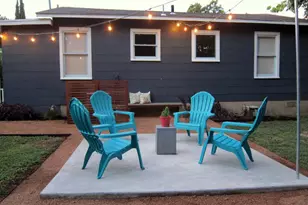 409 W Croslin St, Austin, TX 78752 - Photo 15