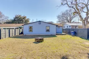 4702 Bandera Rd, Austin, TX 78721 - Photo 11