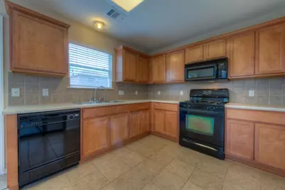 11217 Crazy Well Drive, Austin, TX 78717 - Photo 9