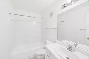 501 W 26th St, Austin, TX 78705 - Photo 11