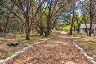 20608 Live Oak St, Leander, TX 78641 - Photo 25