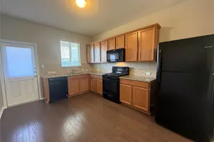 225 Russet Trl, Georgetown, TX 78628 - Photo 5