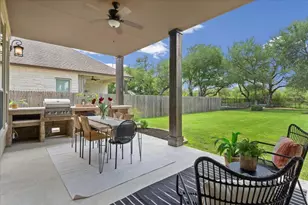 7032 Calpe Dr, Austin, TX 78739 - Photo 33