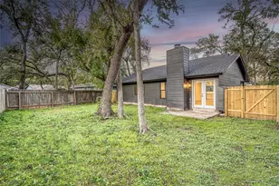 13126 Mill Stone Dr, Austin, TX 78729 - Photo 21
