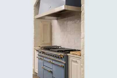 17607 Breakwater Drive, Jonestown, TX 78645 - Photo 17