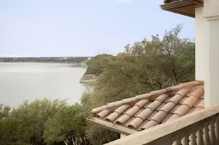 17607 Breakwater Dr, Jonestown, TX 78645 - Photo 11