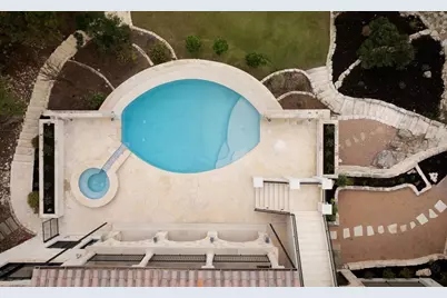 17607 Breakwater Drive, Jonestown, TX 78645 - Photo 11