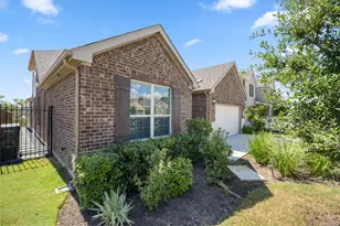 22212 Coyote Cave Trl, Spicewood, TX 78669 - Photo 3