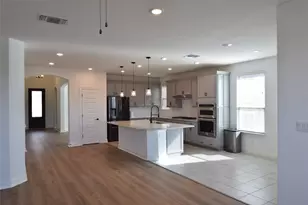 22212 Coyote Cave Trl, Spicewood, TX 78669 - Photo 11