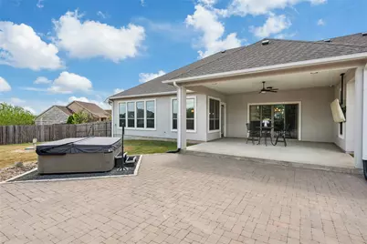112 Haven Cove, Hutto, TX 78634 - Photo 35