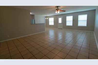 11712 Morning View Drive, Del Valle, TX 78617 - Photo 7