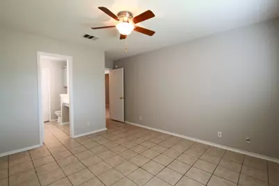 11712 Morning View Drive, Del Valle, TX 78617 - Photo 17