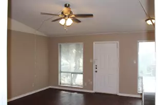 606 W 51st St, Austin, TX 78751 - Photo 15