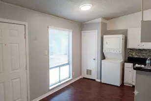 606 W 51st St, Austin, TX 78751 - Photo 5