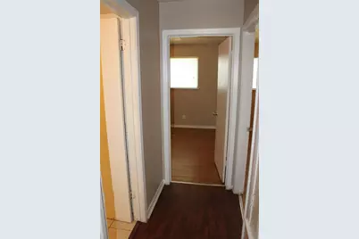 606 W 51st Street #104, Austin, TX 78751 - Photo 5