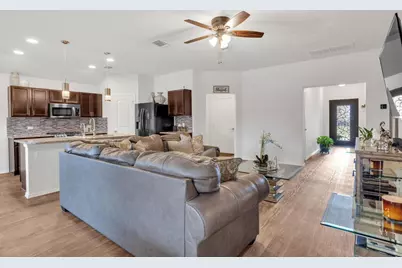 15100 Custis Lane, Austin, TX 78725 - Photo 5