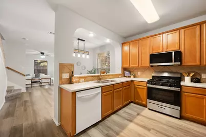 16100 S Great Oaks Drive #102, Round Rock, TX 78681 - Photo 9