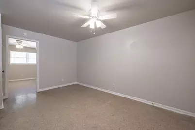 213 E Harrison Avenue, Killeen, TX 76541 - Photo 29