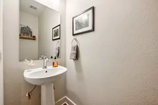 2827 Manor Rd, Austin, TX 78722 - Photo 9