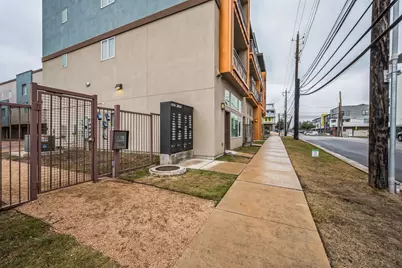 2827 Manor Road #3104, Austin, TX 78722 - Photo 19