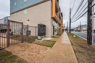 2827 Manor Rd, Austin, TX 78722 - Photo 19