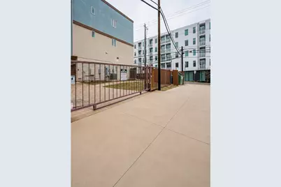 2827 Manor Road #3104, Austin, TX 78722 - Photo 21