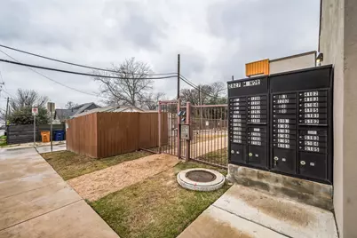 2827 Manor Road #3104, Austin, TX 78722 - Photo 19