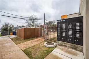 2827 Manor Rd, Austin, TX 78722 - Photo 19