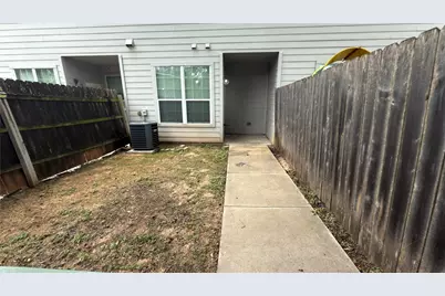 400 West Street #B, Hutto, TX 78634 - Photo 15
