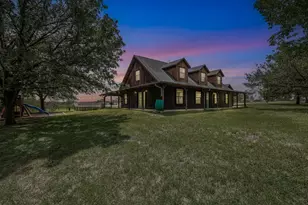 571 Balch Rd, Elgin, TX 78621 - Photo 3