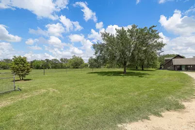571 Balch Road, Elgin, TX 78621 - Photo 27