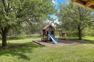 571 Balch Rd, Elgin, TX 78621 - Photo 21