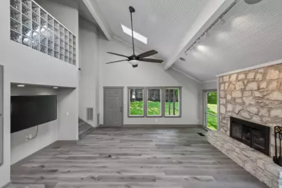 4301 Hyridge Drive, Austin, TX 78759 - Photo 7