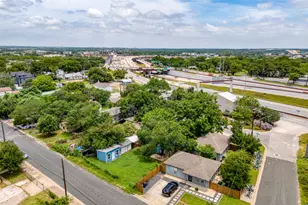 6409 Del Monte Rd, Austin, TX 78741 - Photo 13