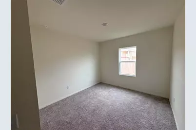 410 Magnum Force Drive, Jarrell, TX 76537 - Photo 3