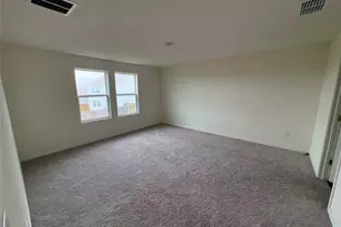 410 Magnum Force Dr, Jarrell, TX 76537 - Photo 11