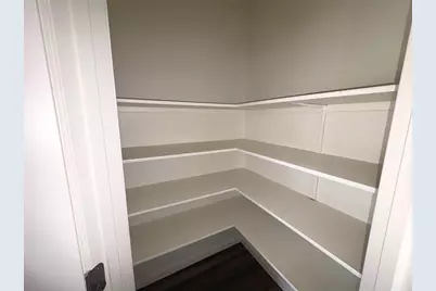 410 Magnum Force Drive, Jarrell, TX 76537 - Photo 9