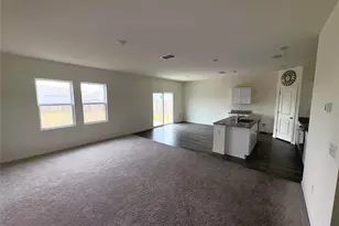 410 Magnum Force Dr, Jarrell, TX 76537 - Photo 5