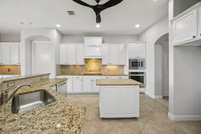 17813 Kingfisher Ridge Drive, Lago Vista, TX 78645 - Photo 15