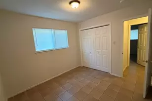 10705 Lanshire Dr, Austin, TX 78758 - Photo 11