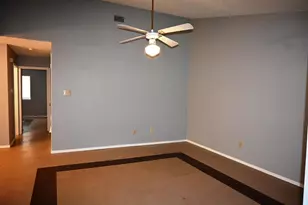 817 Lexington Rd, Elgin, TX 78621 - Photo 3