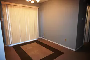 817 Lexington Rd, Elgin, TX 78621 - Photo 7