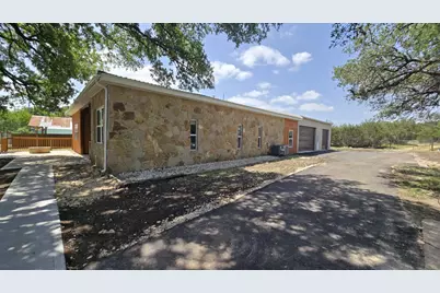 305 Remuda Drive, Liberty Hill, TX 78642 - Photo 19