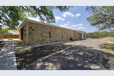 305 Remuda Drive, Liberty Hill, TX 78642 - Photo 19