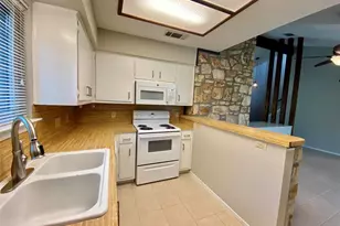 7219 Scenic Brook Dr, Austin, TX 78736 - Photo 7