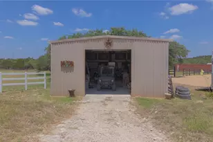 550 Hays Country Acres Rd, Dripping Springs, TX 78620 - Photo 7