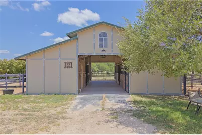 550 Hays Country Acres Road, Dripping Springs, TX 78620 - Photo 5