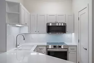 2450 Wickersham Ln, Austin, TX 78741 - Photo 5