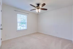 741 Carol Dr, Hutto, TX 78665 - Photo 19