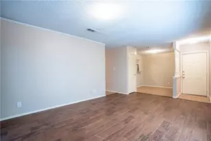 9104 Quail Creek Dr, Austin, TX 78758 - Photo 7